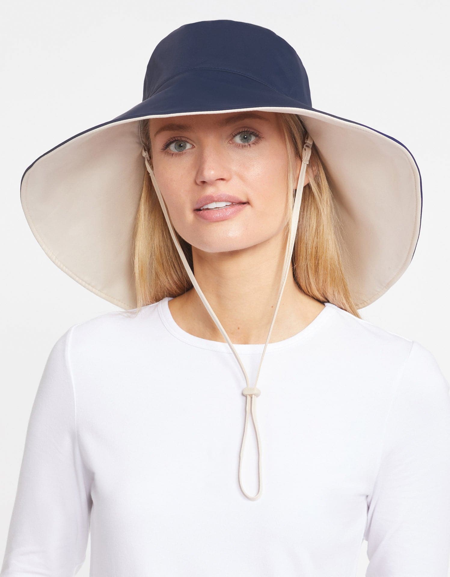 Navy / Beige