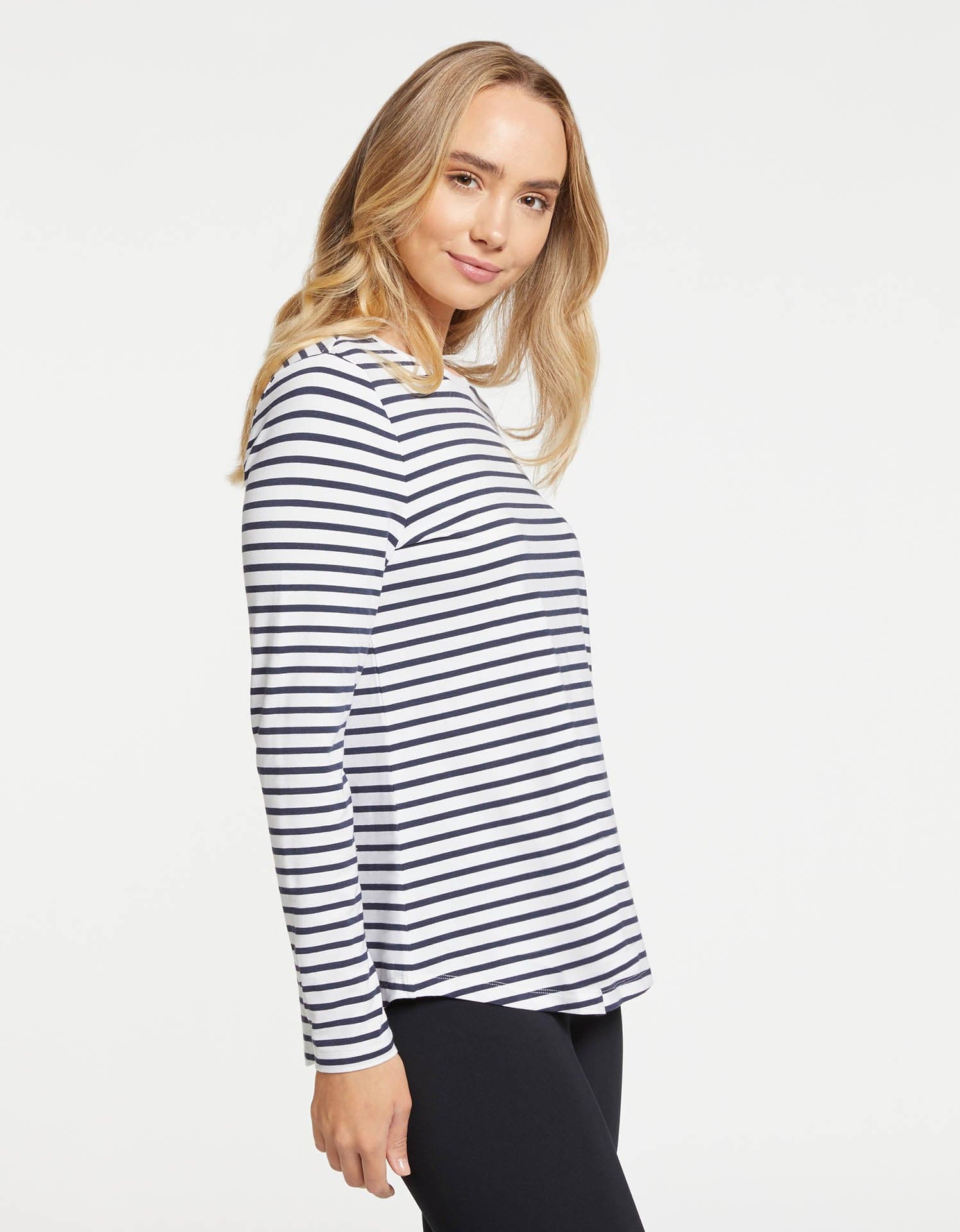Ivory / Navy